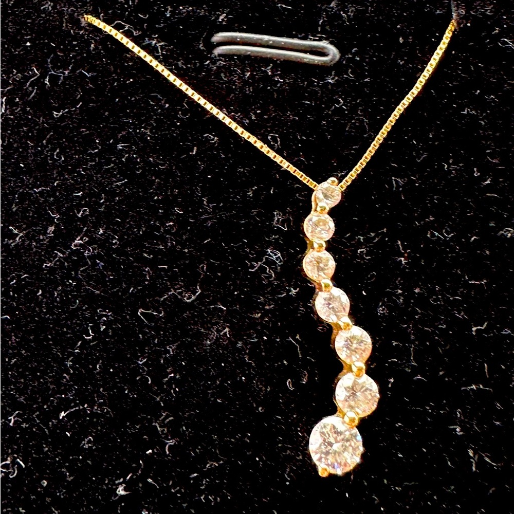 14k Italian gold necklace. 18” fine chain. Pendant is gold and diamond.